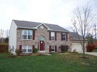 2303 Pleasant Meadow Dr, Batavia, OH 45103