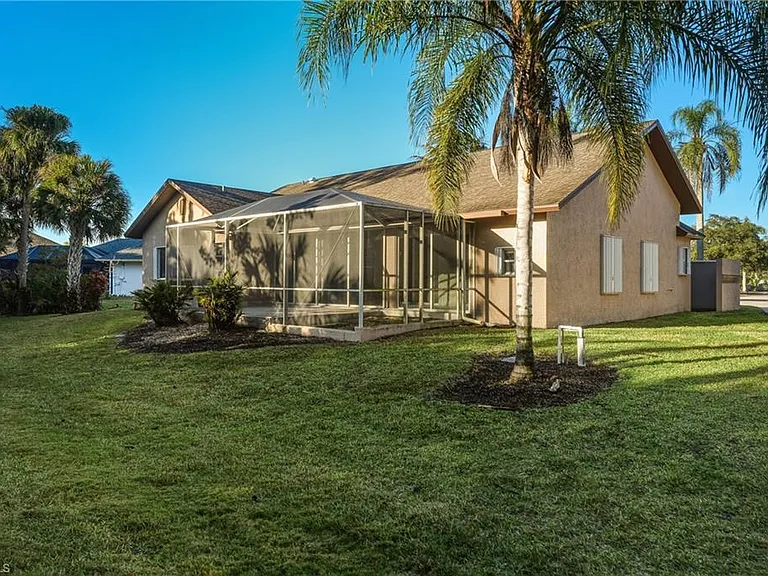 128 Heritage Way — Photo 43