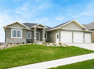 917 N Sioux Blvd, Brandon, SD 57005