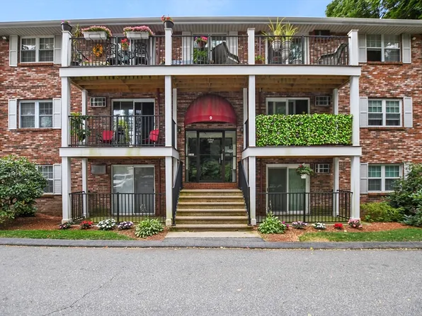 9 Kenmar Dr Unit 11, Billerica, MA 01821