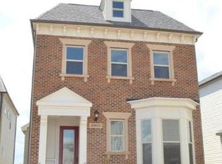 20685 Holyoke Dr, Ashburn, VA 20147