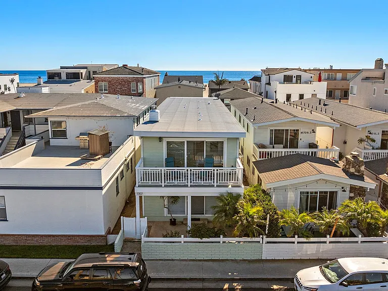 1707 W Balboa Blvd — Photo 25