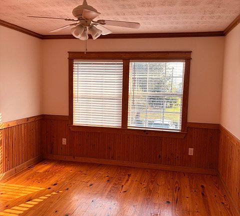2nd image of 517 Palomar Dr #2