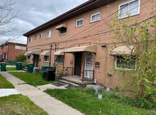 16212 Maplewood Ct, Maple Heights, OH 44137