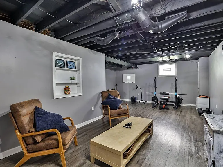 8651 Wicklow Ave — Photo 19