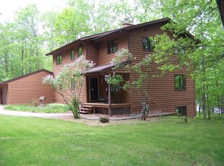 2909 Pine Island Lake Rd, Eagle River, WI 54521