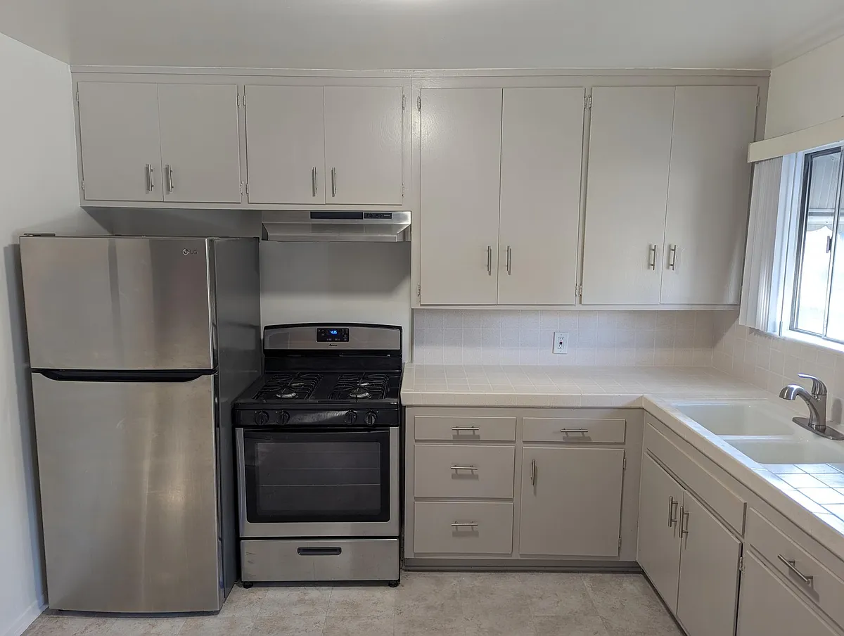 Building Photo - 5115 Colfax Ave #10