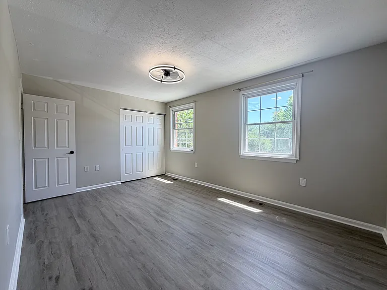 19533 Fetlock Dr — Photo 22