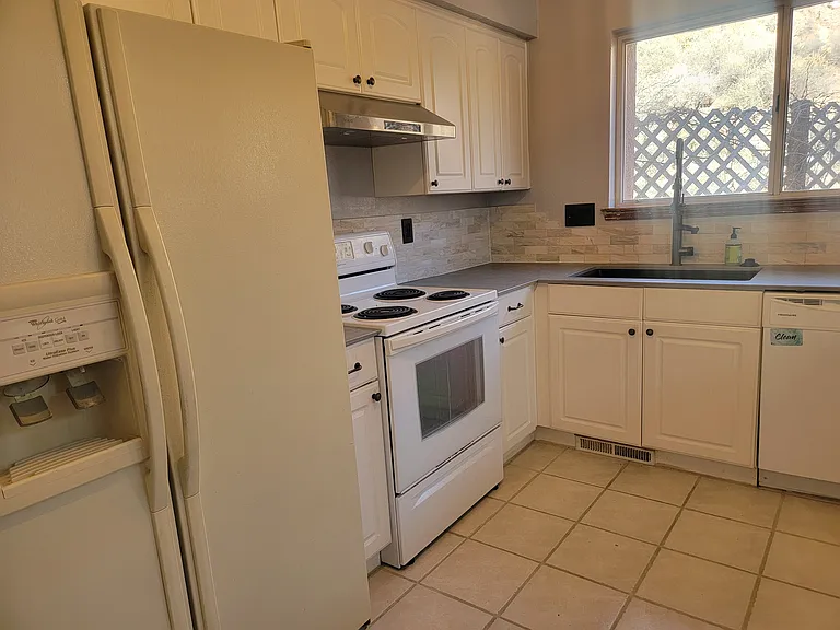 717 Fennel Ct SE — Photo 27