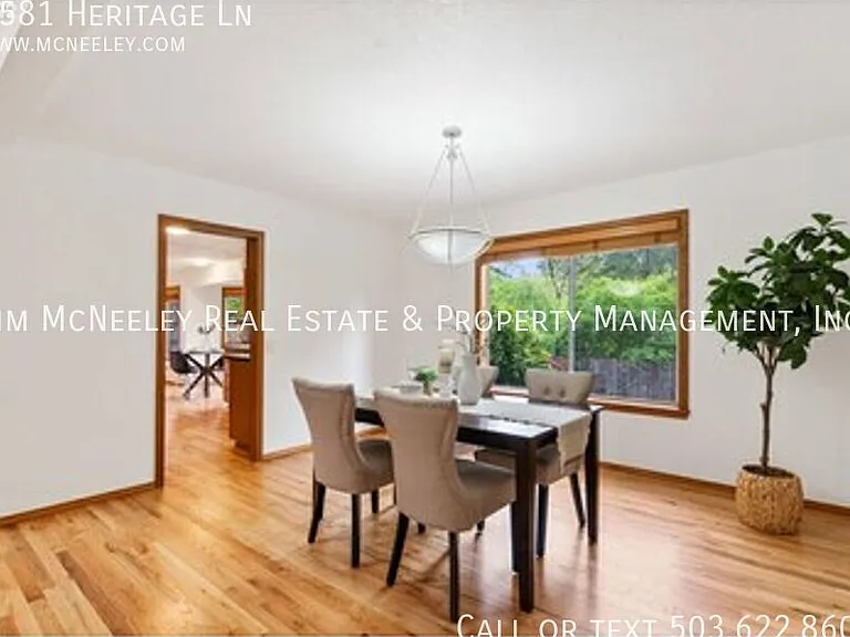 4581 Heritage Ln — Photo 3