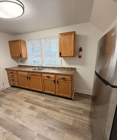 112 N Bancroft Pkwy — Photo 4