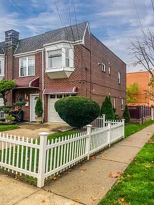 2nd image of 21-02 123rd St