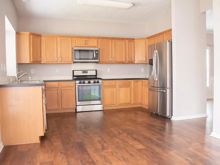 10705 Elkington Ln — Photo 10