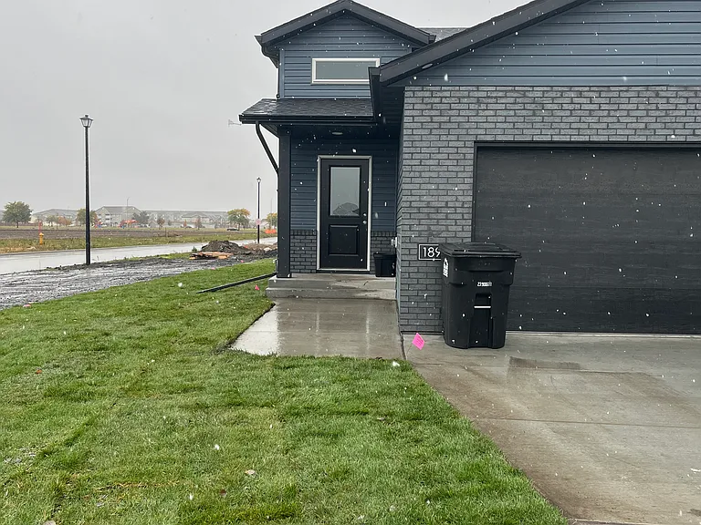 1896 Tobi Ln — Photo 1