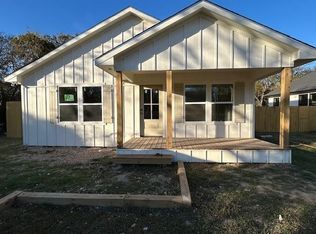 211 E Cardinal St, Ector, TX 75439