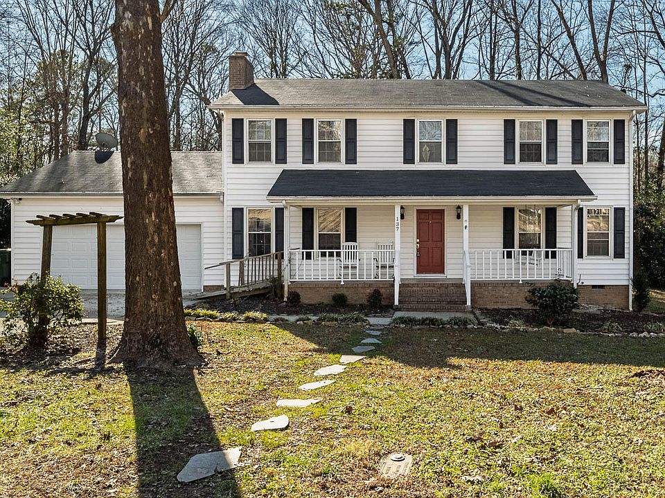 1st image of 137 Amesbury Ln