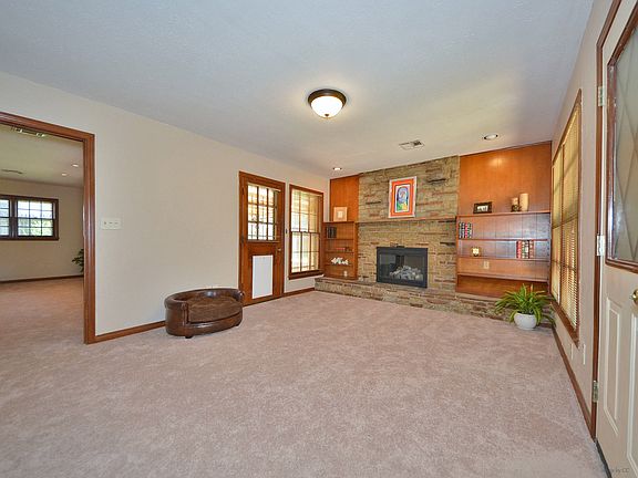 5th image of 9913 Ashley Pl