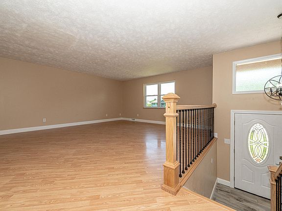 214 Luther Jackson Dr, Maryville, TN 37804 | MLS #1156130 ...