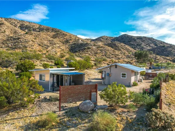 9271 S Samel Rd, Morongo Valley, CA 92256