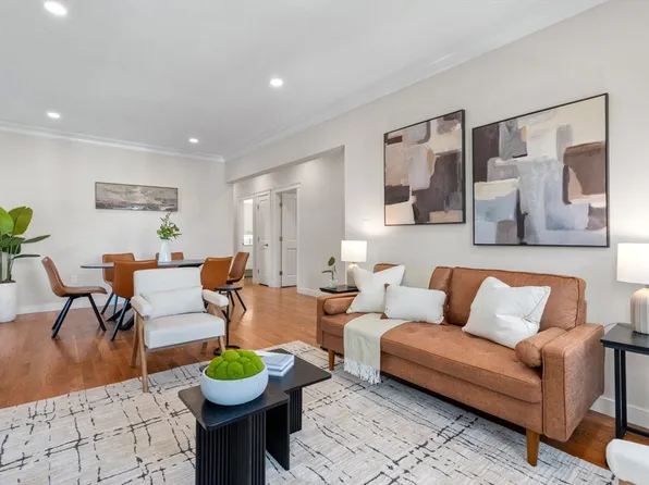 25 Peverell St #1, Dorchester, MA 02125