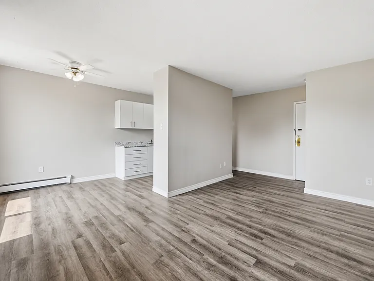 333 Quigley Rd — Photo 6
