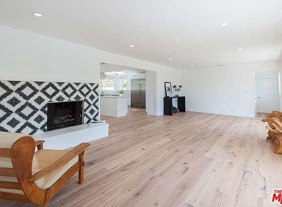 3rd image of 2782 La Castana Dr