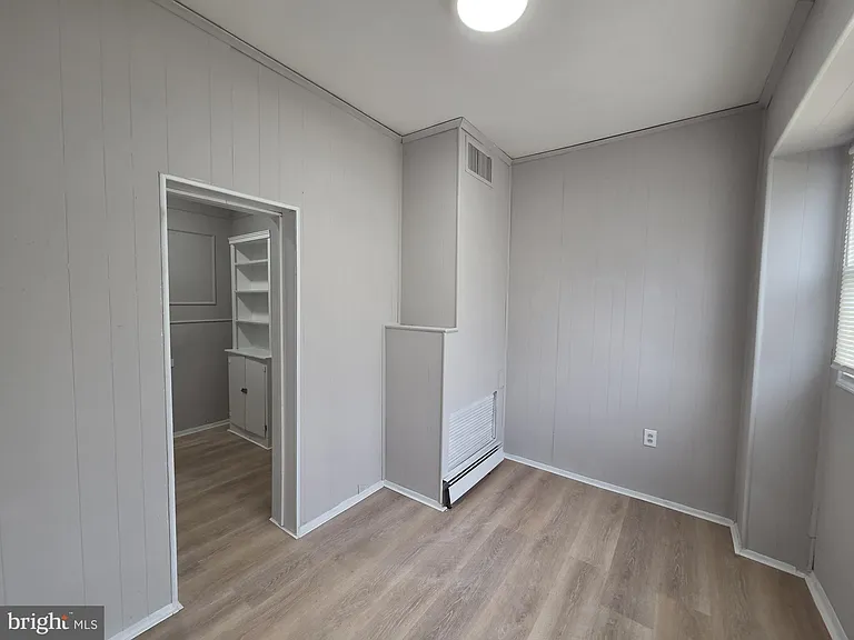 633 E Allegheny Ave — Photo 4