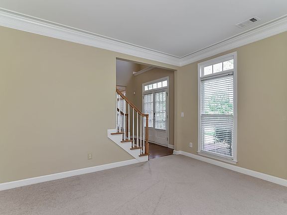 4th image of 2442 Cranmore Ct