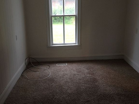 302 E. Main, Apt. 1 (10)