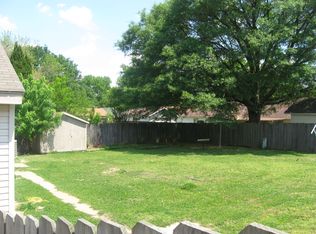 3848 Ross Rd, Memphis, TN 38115