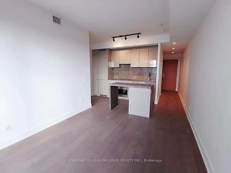 7 Grenville St #2012 — Photo 8