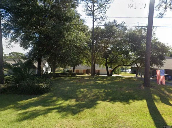 5068 Roland Rd, Pace, FL 32571