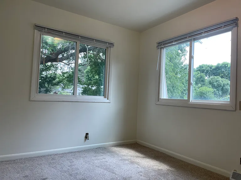6214 Raymond Rd — Photo 16