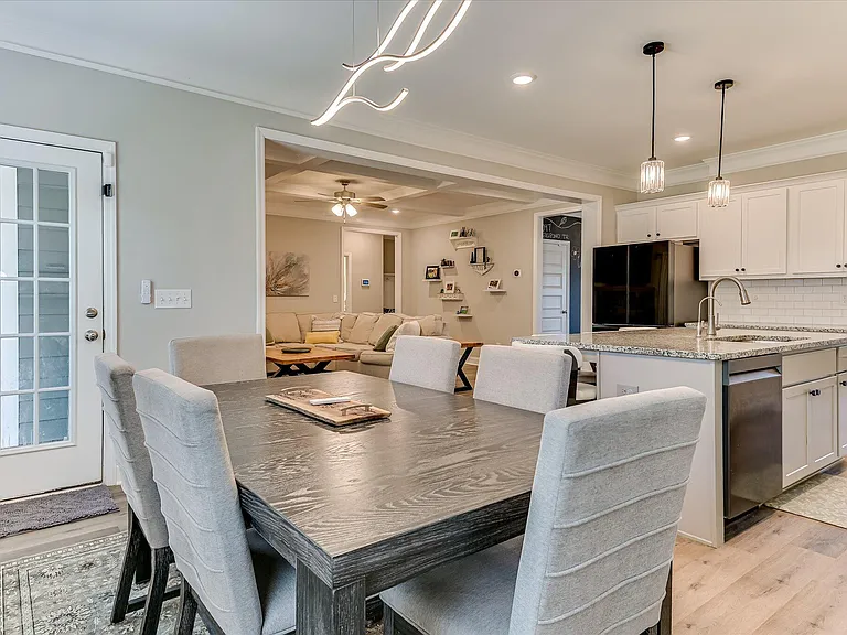 6047 Big Pond Trl #A — Photo 13