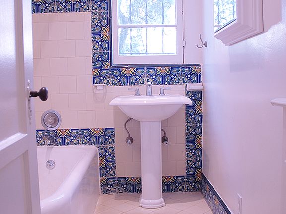 5th image of 6030 Whitworth Dr #6
