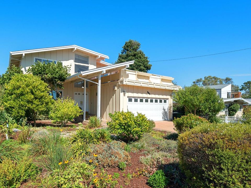 1st image of 619 Cliff Dr