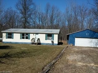 6791 Tracy Rd SE, Uhrichsville, OH 44683