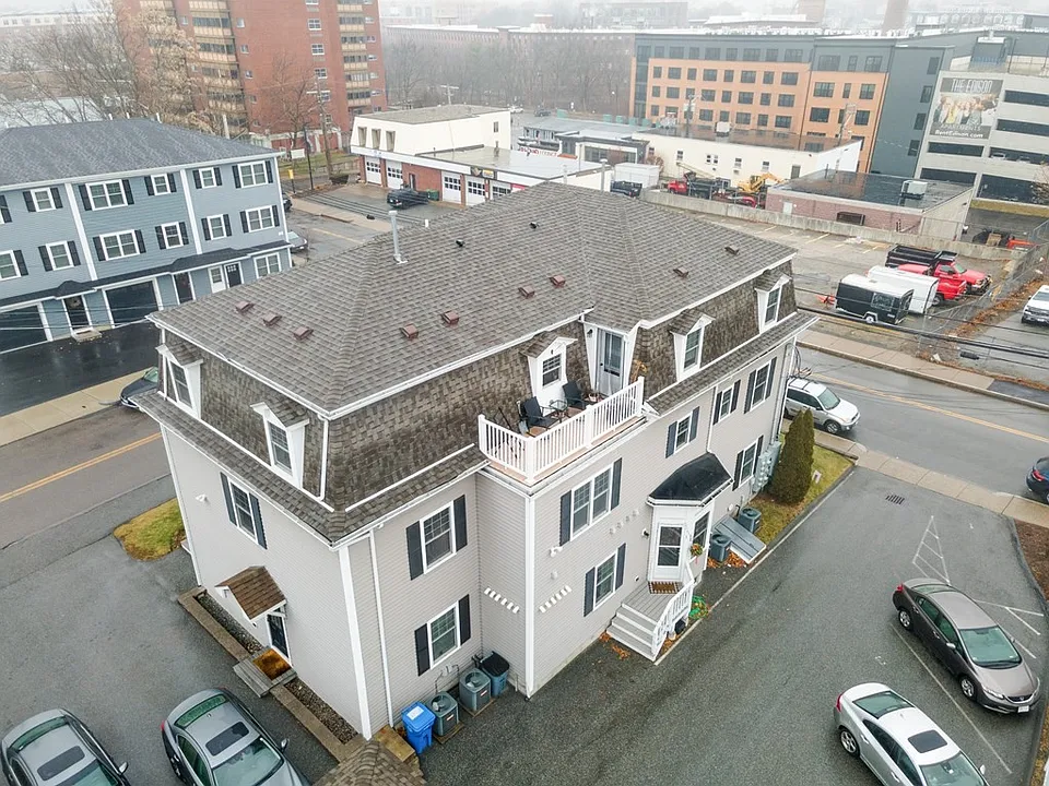 75 Pine St #31