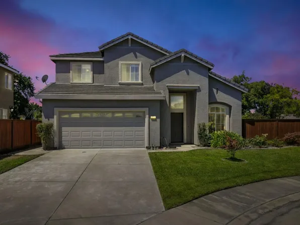 9512 Diamond Point Ln, Elk Grove, CA 95758