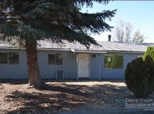 360 NE 9th St, Madras, OR 97741