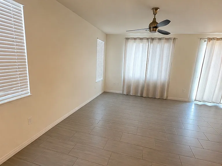 7439 Tinley Creek Ave — Photo 3