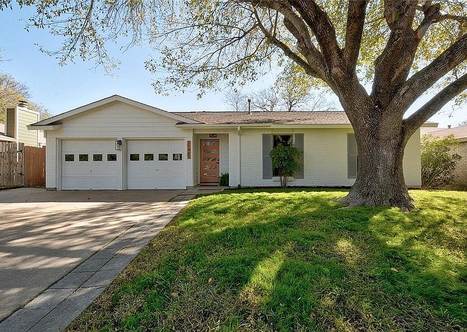 1st image of 11007 Applewood Dr