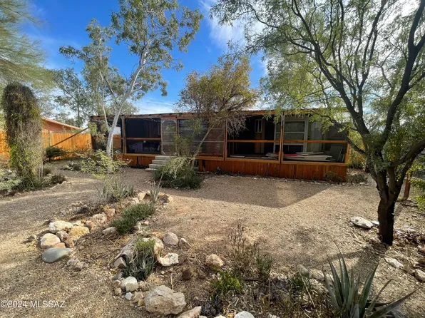 9228 W George St, Tucson, AZ 85735