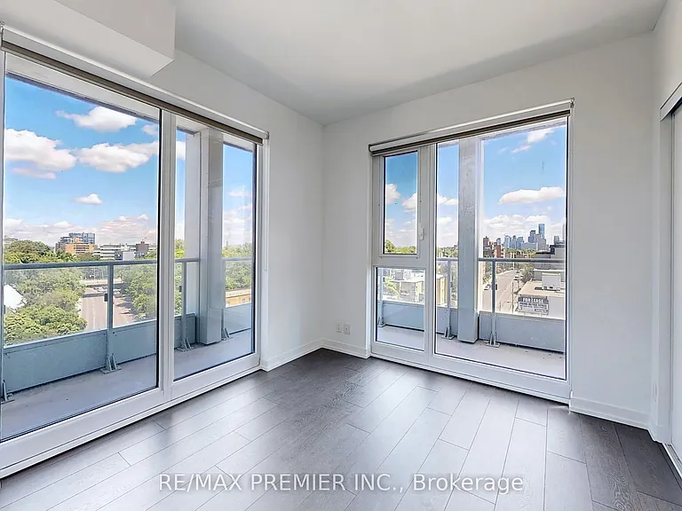 2020 Bathurst St #1116 — Photo 25