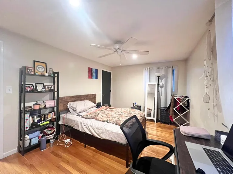 82 Sparkill St #2 — Photo 4