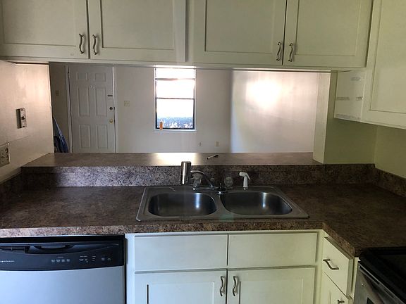 5th image of 696 Tyner St Unit 30