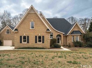 1413 Enchanted Oaks Dr, Raleigh, NC 27606