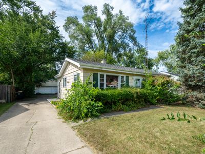 276 Hickory Ln, Antioch, IL, 60002