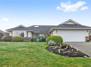 760 Chartwell Blvd, Nanaimo, BC V9K 2J4