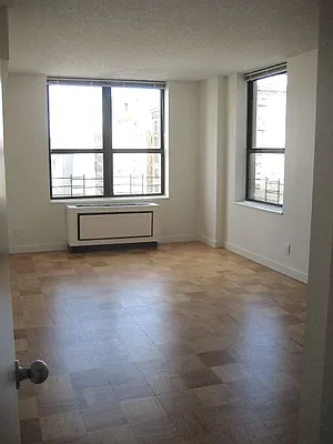 Rented by Cooper & Cooper Real Estate | media 29